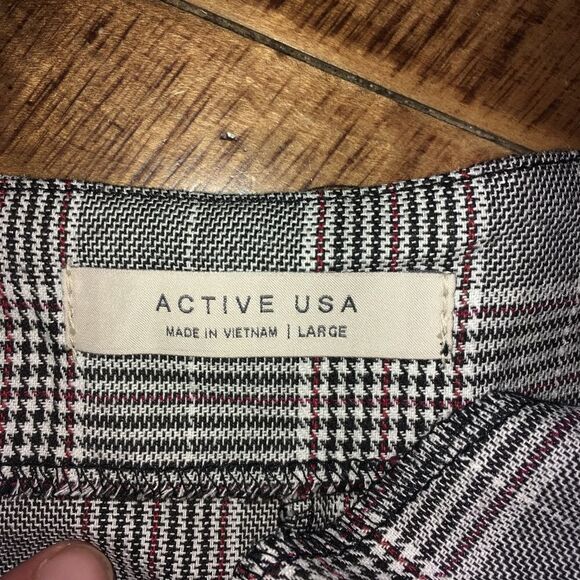 Active USA L tie front, pseudo wrap skirt - Picture 2 of 3